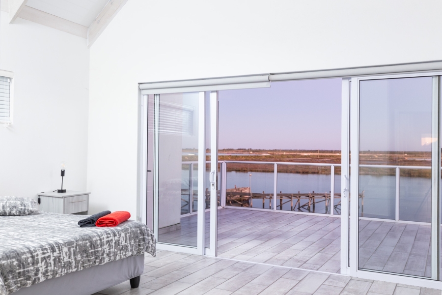 4 Bedroom Property for Sale in Velddrif Western Cape